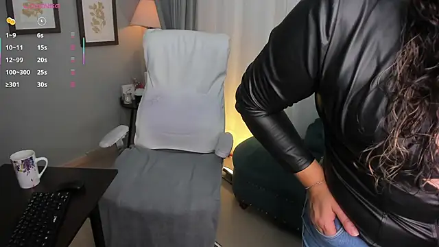 Dafne 00 online show from February 19, 2026, 12:35 pm