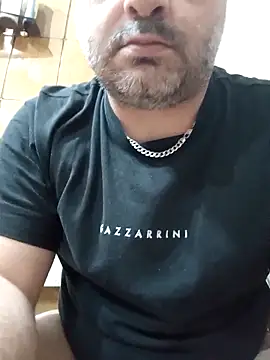 Snapshot of NAvoglia chatting on May 10, 2026, 1:04 pm NAvoglia online show from May 10, 2026, 1:04 pm