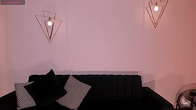 Snapshot of BeccaBaxter chatting on October 26, 2025, 12:49 pm BeccaBaxter online show from October 26, 2025, 12:49 pm