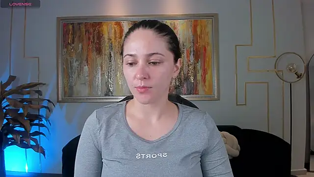 BeccaBaxter online show from April 12, 2026, 11:57 am