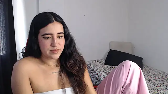 Snapshot of __leaa chatting on July 28, 2026, 4:39 pm leaa online show from July 28, 2026, 4:39 pm