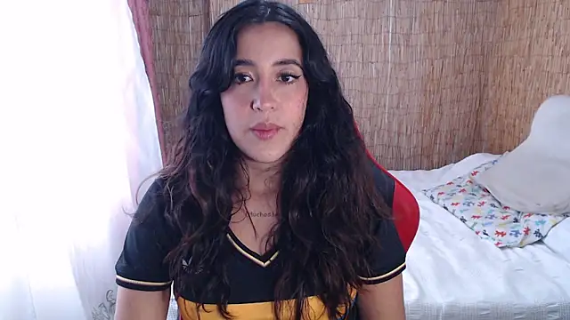Snapshot of __leaa chatting on June 17, 2026, 9:14 pm leaa online show from June 17, 2026, 9:14 pm