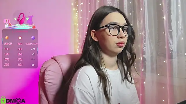 Arianahot777 online show from October 9, 2025, 5:13 pm