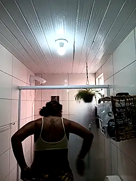 Pantaneirasexy online show from September 24, 2025, 4:02 pm