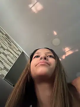 vicky bass online show from November 11, 2025, 9:31 pm