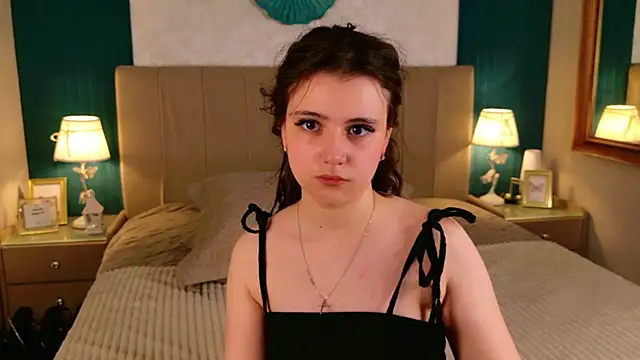 Pauline Heaven online show from May 17, 2026, 5:40 am