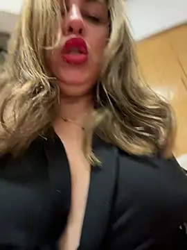 laarti online show from February 24, 2026, 10:21 pm