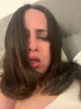 laarti online show from October 25, 2025, 8:53 pm