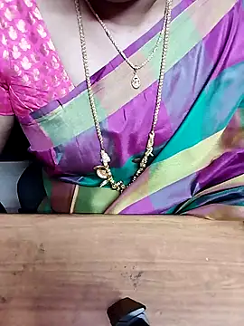 Snapshot of Tamil_Radha chatting on October 7, 2025, 6:09 pm Tamil Radha online show from October 7, 2025, 6:09 pm