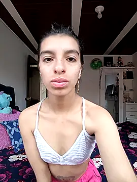Snapshot of Ariell_Kieran chatting on March 2, 2025, 4:47 pm Ariell Kieran online show from March 2, 2025, 4:47 pm