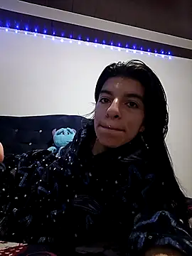 Snapshot of Ariell_Kieran chatting on March 1, 2025, 11:15 pm Ariell Kieran online show from March 1, 2025, 11:15 pm