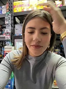 Andrea18 blonde online show from May 29, 2026, 3:18 pm