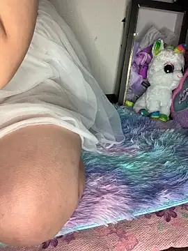 Snapshot of PINO_pino_01 chatting on November 7, 2025, 5:50 pm PINO pino 01 online show from November 7, 2025, 5:50 pm