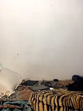 Penygirl online show from October 7, 2025, 7:31 am