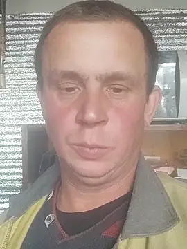 alex brow n online show from October 22, 2025, 10:04 am