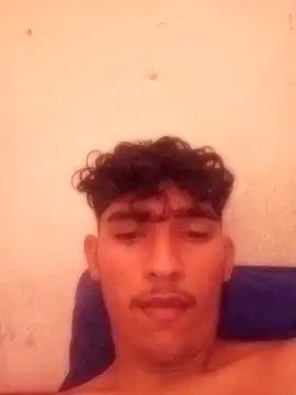 Snapshot of blzin20 chatting on September 21, 2025, 3:28 pm blzin20 online show from September 21, 2025, 3:28 pm