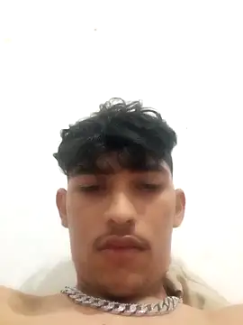 Snapshot of blzin20 chatting on March 1, 2025, 6:54 pm blzin20 online show from March 1, 2025, 6:54 pm