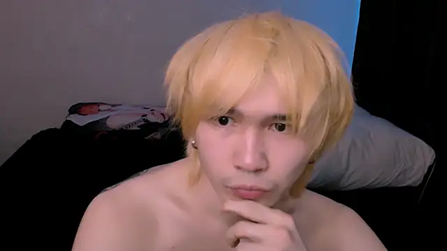 Snapshot of rennnuts chatting on February 21, 2026, 5:37 pm rennnuts online show from February 21, 2026, 5:37 pm