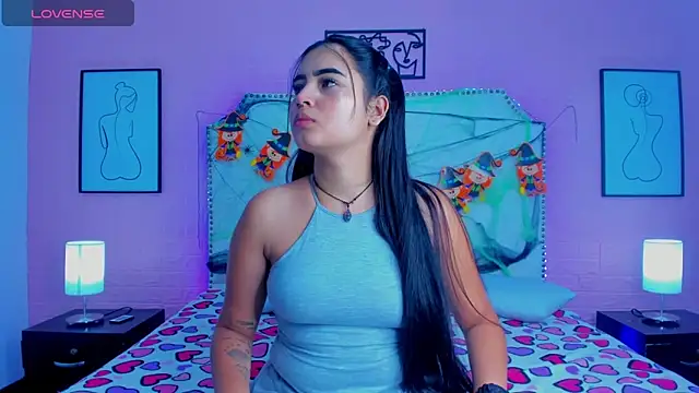 Snapshot of _Emma_whiitee_ chatting on October 26, 2025, 1:00 pm Emma whiitee online show from October 26, 2025, 1:00 pm