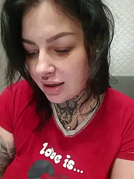 CannabisQueenn online show from November 30, 2025, 7:36 pm