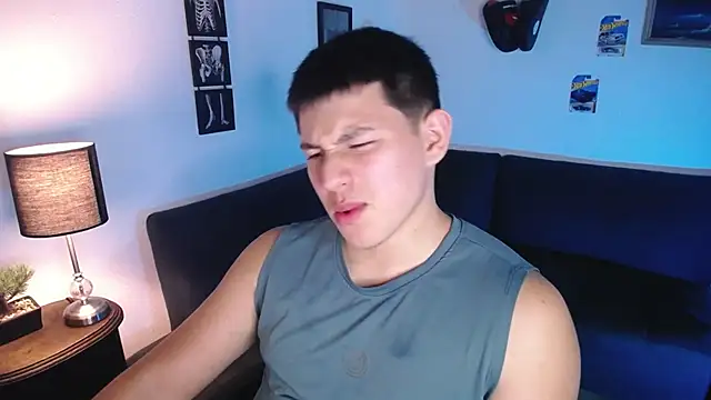 JamesCr  online show from March 19, 2026, 1:49 am