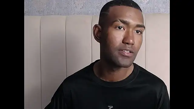 Kingebony wm online show from February 4, 2025, 8:06 pm