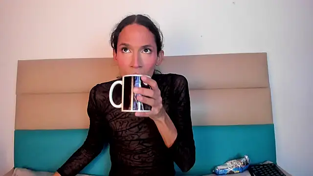 Snapshot of cassidy_blossom chatting on December 17, 2025, 7:52 pm cassidy blossom online show from December 17, 2025, 7:52 pm