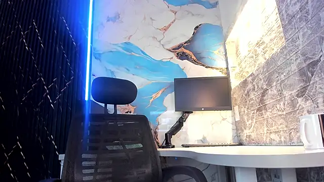 Snapshot of cassidy_blossom chatting on November 21, 2025, 10:31 pm cassidy blossom online show from November 21, 2025, 10:31 pm