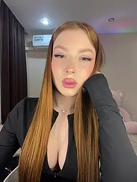 Snapshot of JessRoal chatting on March 17, 2025, 1:14 am JessRoal online show from March 17, 2025, 1:14 am