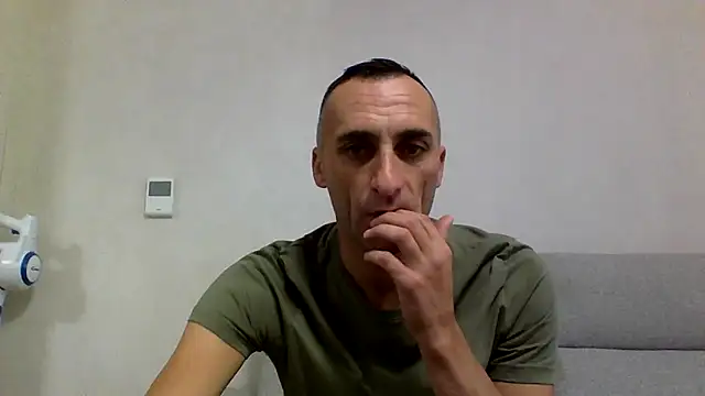 ANGELSANTAMARIA- online show from October 4, 2025, 4:19 pm