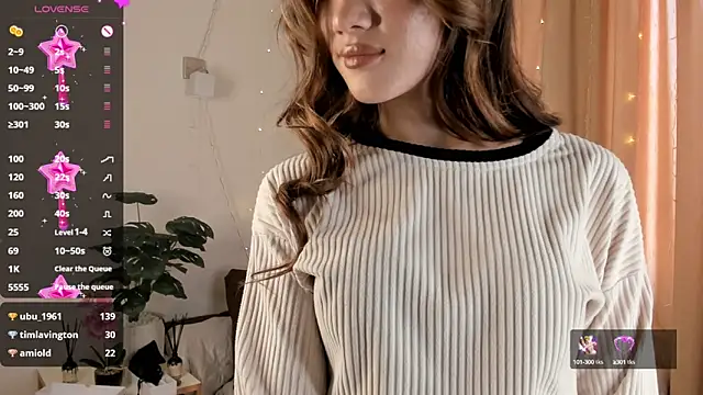 ElwineDevon online show from February 10, 2025, 12:39 pm