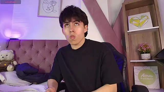 PepperTwink online show from October 23, 2025, 3:43 pm