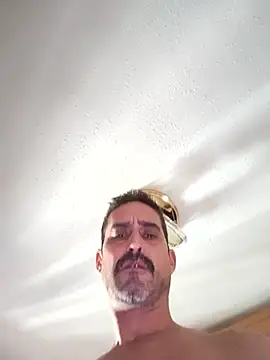 Snapshot of jonymoreno chatting on December 3, 2025, 10:36 am jonymoreno online show from December 3, 2025, 10:36 am