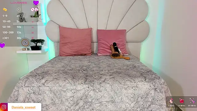 Danielaangelina online show from May 23, 2026, 6:34 am