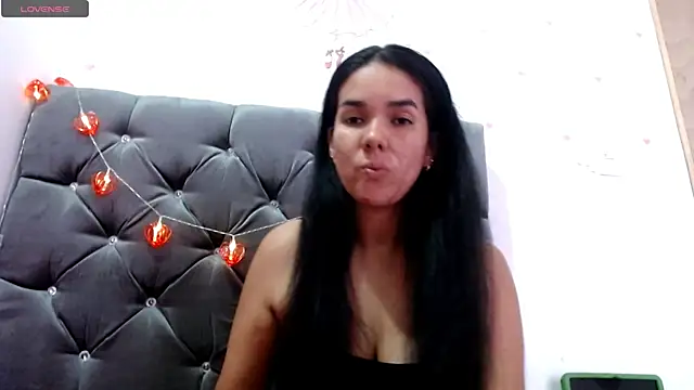 tezza smith online show from March 18, 2025, 2:06 pm