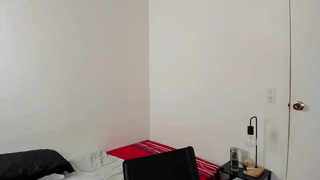 Mazikeen  18 online show from February 17, 2026, 1:19 pm