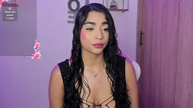 Snapshot of Bella_ricci_ chatting on September 27, 2025, 6:36 pm Bella ricci online show from September 27, 2025, 6:36 pm