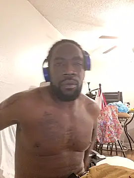 Snapshot of BigDMann40 chatting on July 13, 2026, 12:00 am BigDMann40 online show from July 13, 2026, 12:00 am