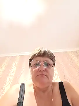 Snapshot of ElzaJewel chatting on November 12, 2025, 6:50 am ElzaJewel online show from November 12, 2025, 6:50 am