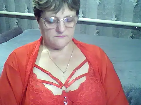 Snapshot of ElzaJewel chatting on December 3, 2025, 8:08 pm ElzaJewel online show from December 3, 2025, 8:08 pm