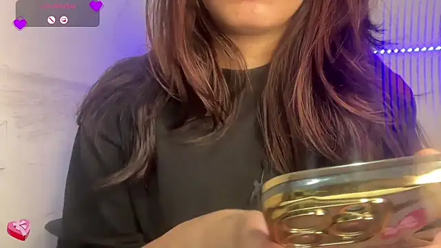 Snapshot of EZ_shuvani chatting on October 3, 2025, 6:31 pm EZ shuvani online show from October 3, 2025, 6:31 pm