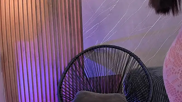 Snapshot of ariana_jhonson1 chatting on March 21, 2025, 3:46 pm ariana jhonson1 online show from March 21, 2025, 3:46 pm