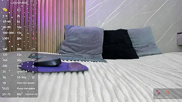 Snapshot of ariana_jhonson1 chatting on November 8, 2025, 12:42 pm ariana jhonson1 online show from November 8, 2025, 12:42 pm