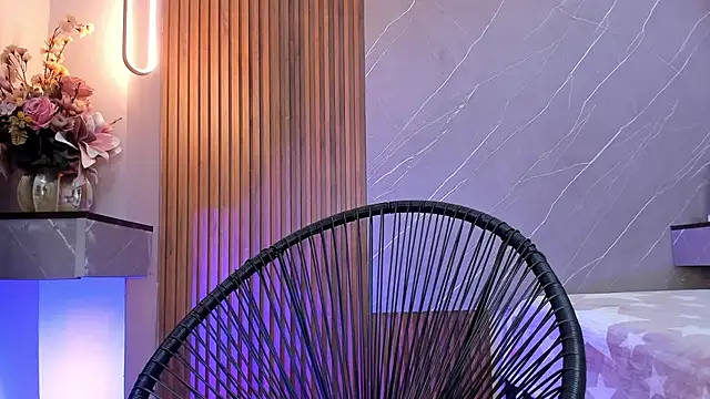 Snapshot of ariana_jhonson1 chatting on March 20, 2025, 12:32 pm ariana jhonson1 online show from March 20, 2025, 12:32 pm