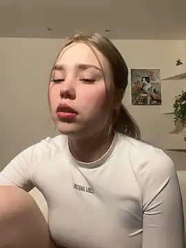 YourMegan online show from April 18, 2026, 6:32 pm