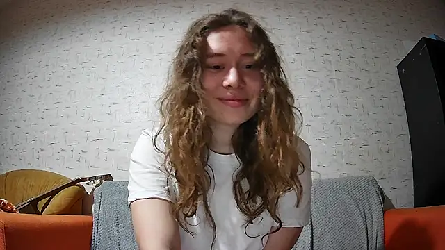 Snapshot of girliemilk chatting on September 16, 2025, 5:58 pm girliemilk online show from September 16, 2025, 5:58 pm