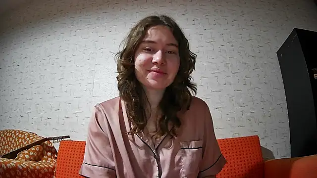 girliemilk online show from January 17, 2026, 1:42 am