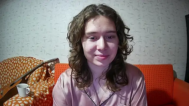 Snapshot of girliemilk chatting on November 10, 2025, 10:04 pm girliemilk online show from November 10, 2025, 10:04 pm