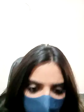 Snapshot of RAYI_01 chatting on March 22, 2025, 6:43 am RAYI 01 online show from March 22, 2025, 6:43 am