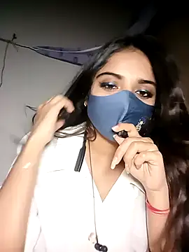 Snapshot of RAYI_01 chatting on March 20, 2025, 6:53 pm RAYI 01 online show from March 20, 2025, 6:53 pm